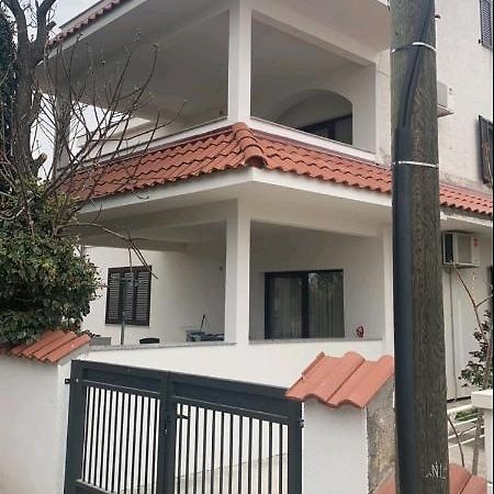 Apartments Amfa Biograd Na Moru Exterior foto