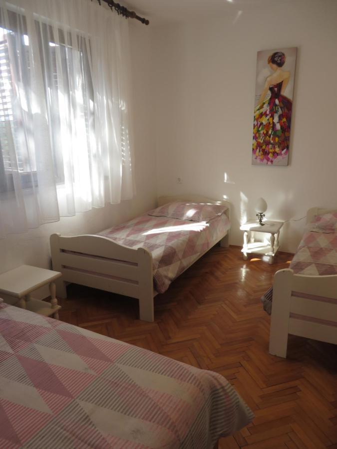 Apartments Amfa Biograd Na Moru Exterior foto