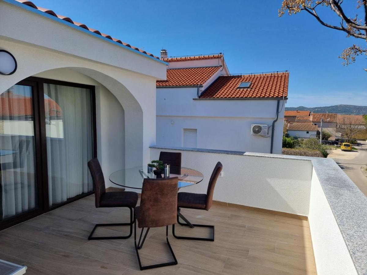 Apartments Amfa Biograd Na Moru Exterior foto